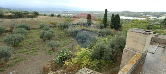 3 Schlafzimmer Haus in Chiaramonte Gulfi, Italy, Nr. 350862 18