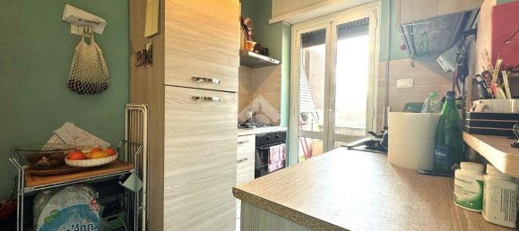 2 rooms Apartment in Rome, Italy No. 14904 5