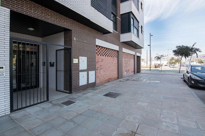 347m² Commercial property in Armilla, Spain No. 233788