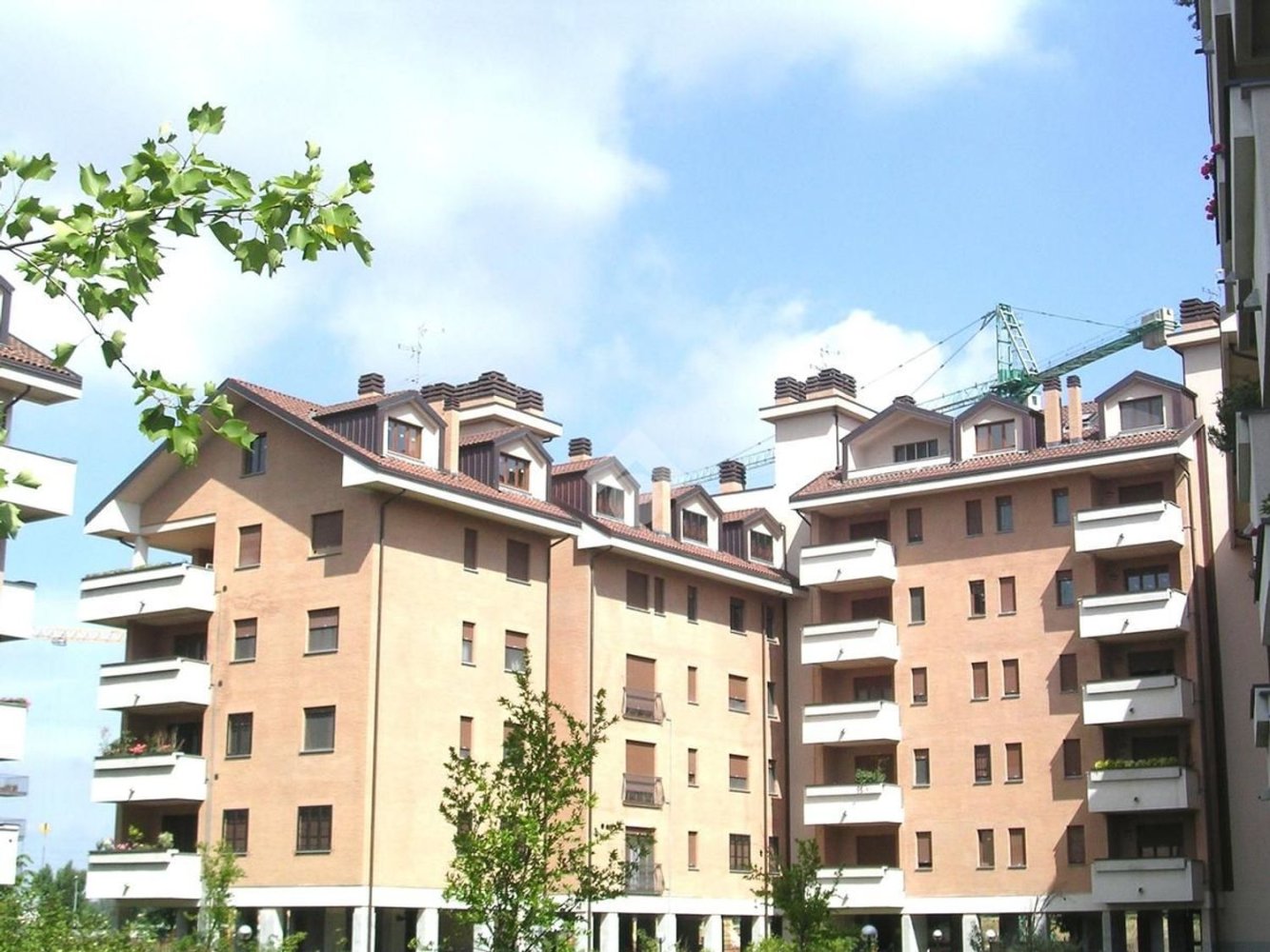 Apartamento T3 em Opera, Italy N.º 364266