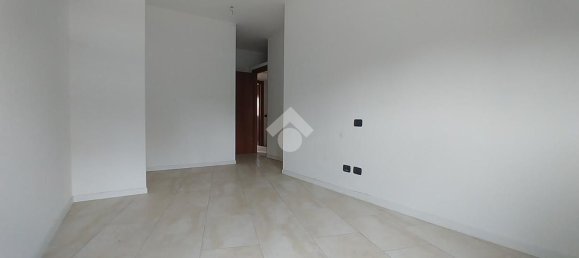 Apartamento T3 em Opera, Italy N.º 364266 18