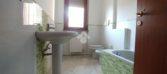 Apartamento T3 em Opera, Italy N.º 364266 15