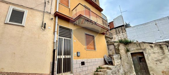 3 bedrooms House in Giarratana, Italy No. 227699 14