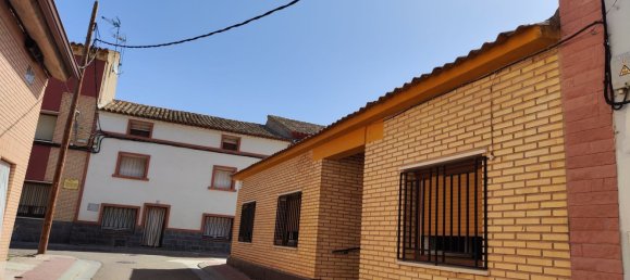 5 bedrooms Townhouse in Alfajarin, Spain No. 154906 2