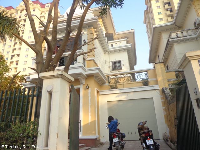 4 bedrooms House in Tay Ho, Vietnam No. 5706