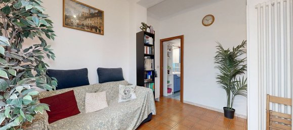 2 bedrooms Apartment in Milan, Italy No. 358028 2