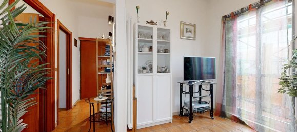 2 bedrooms Apartment in Milan, Italy No. 358028 3