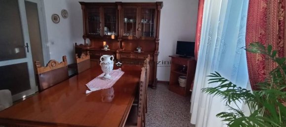 3-salle Appartement à Fossombrone, Italy No. 122496 6