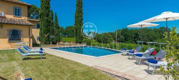 6 bedrooms Villa in Monte San Savino, Italy No. 115853 3