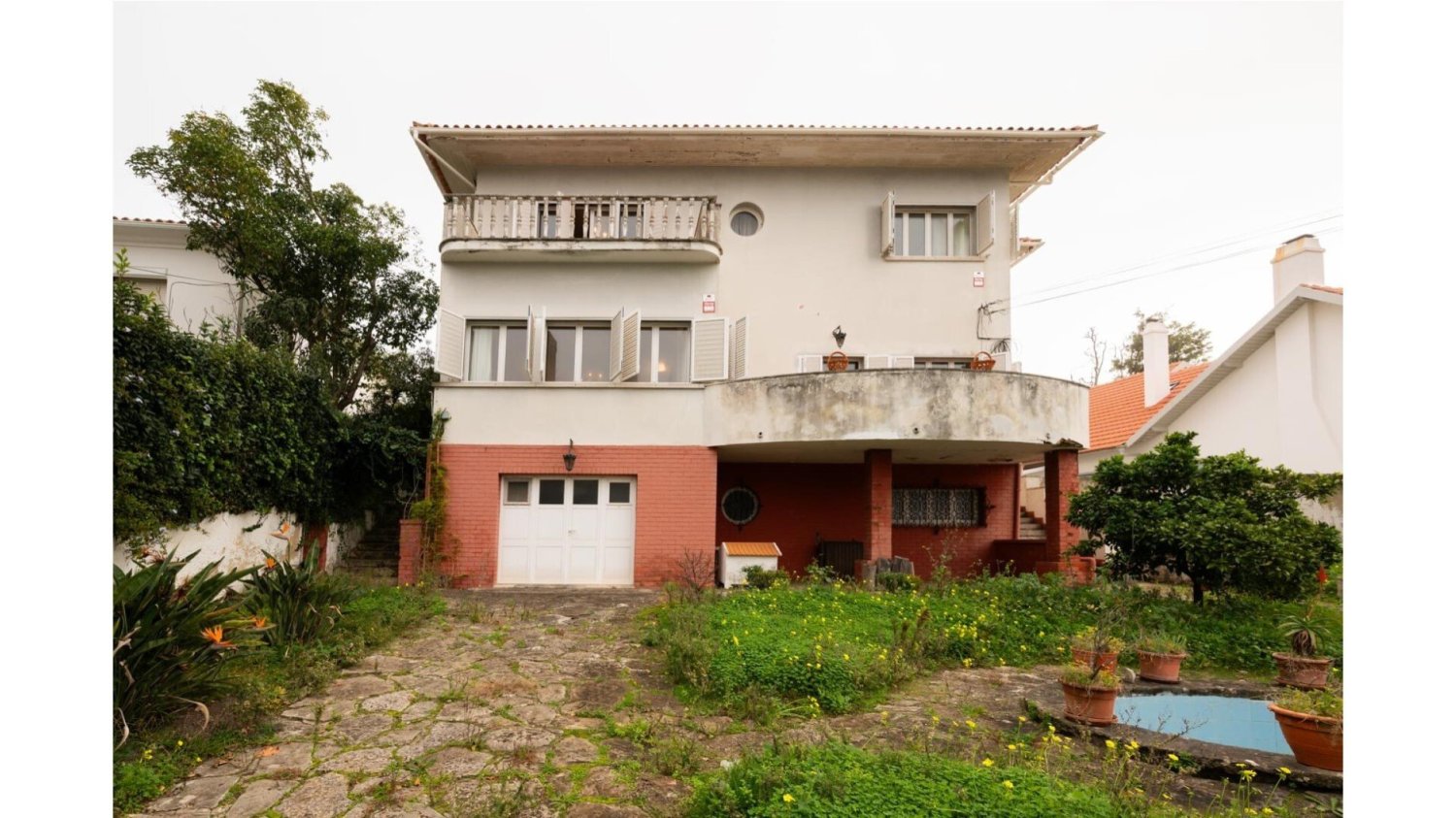 5 bedrooms Villa in Cascais, Portugal No. 183642