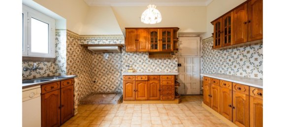 5 bedrooms Villa in Cascais, Portugal No. 183642 24