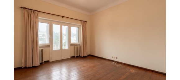 5 bedrooms Villa in Cascais, Portugal No. 183642 19