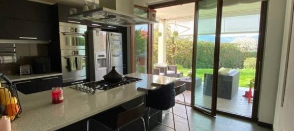 6 rooms Villa in Varano Borghi, Italy No. 17397 11