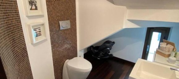 6 rooms Villa in Varano Borghi, Italy No. 17397 12