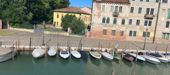 3 rooms Apartment in Venice, Italy No. 257796 25