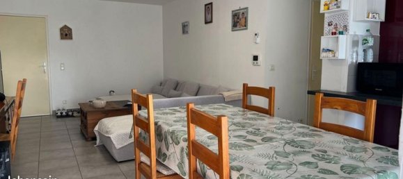 2 Schlafzimmer Wohnung in Saint-Esteve, France, Nr. 304810 8