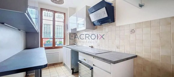 2 bedrooms Apartment in Gentilly, France No. 145640 5