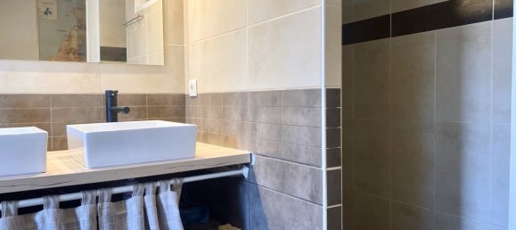 4 bedrooms House in Chantemerle-les-Bles, France No. 193898 2