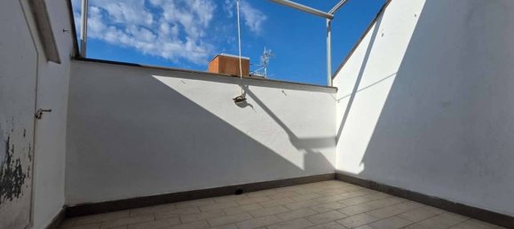 Ático de 1 dormitorio en Lavagna, Italy No. 291767 2