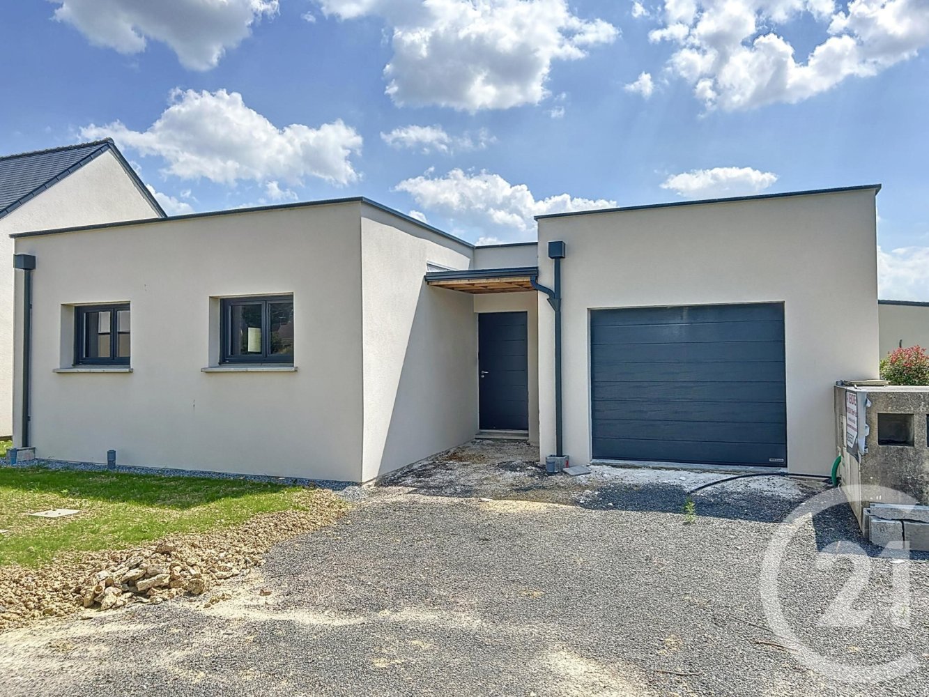 3 bedrooms House in Martigne-Ferchaud, France No. 193492