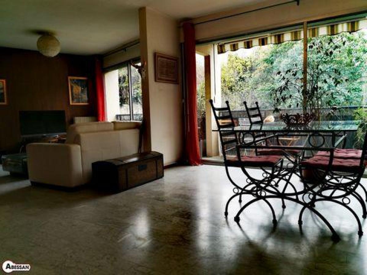 2 bedrooms Condo in Montpellier, France No. 36285