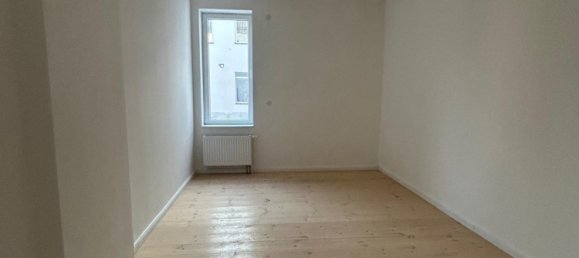 Здание 551м² в Тельтов-Флеминг, Германия № 264640 5