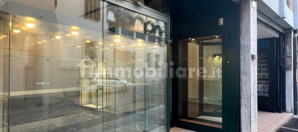 2 rooms Commercial property in Padua, Italy No. 110501 6