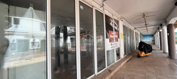 Gebäude in Cala'n Bosch, Spain 403m², Nr. 9806 5