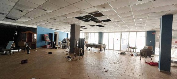 Gebäude in Cala'n Bosch, Spain 403m², Nr. 9806 3