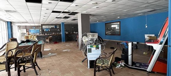 Gebäude in Cala'n Bosch, Spain 403m², Nr. 9806 6