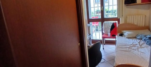 2-salle Appartement à Milan, Italy No. 338142 8