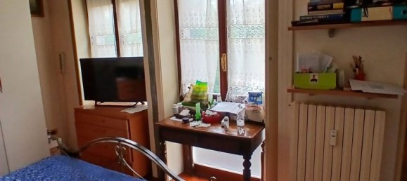 2-salle Appartement à Milan, Italy No. 338142 12