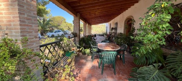 Дом с 8 спальнями в Аликанте, Испания № 166807 4