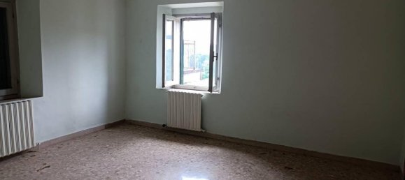 10-Zimmer Haus in San Severino Marche, Italy, Nr. 22155 7