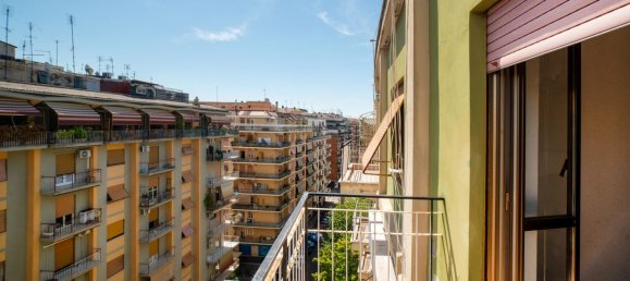 3 bedrooms Apartment in Rome, Italy No. 312747 16