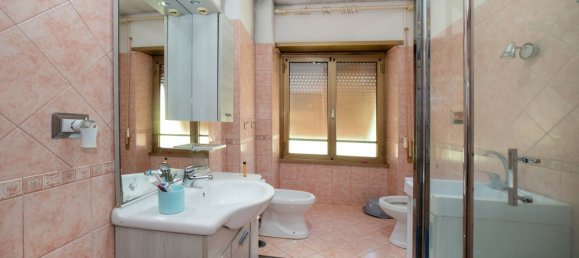 3 bedrooms Apartment in Rome, Italy No. 312747 33