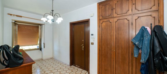 3 bedrooms Apartment in Rome, Italy No. 312747 9