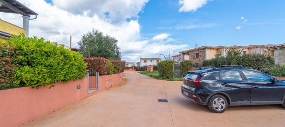 Casa de 4 habitaciónes en San Teodoro, Italy No. 3544 11