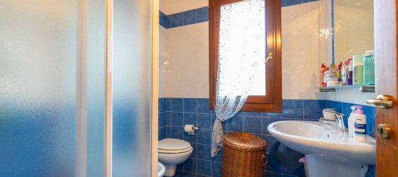 Casa de 4 habitaciónes en San Teodoro, Italy No. 3544 3