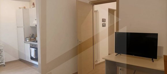 2 Schlafzimmer Wohnung in Bari, Italy, Nr. 17892 19