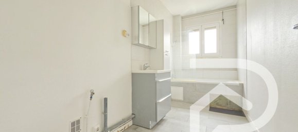 3-salle Appartement à Beaumont-sur-Oise, France No. 337555 5