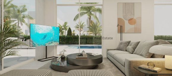 4 bedrooms Villa in Paralimni, Cyprus No. 3170 4