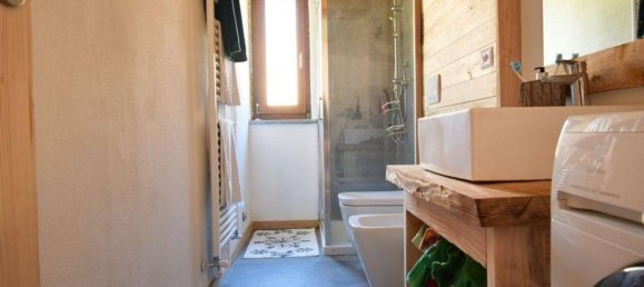 4 rooms Apartment in Challand Saint Anselme, Italy No. 29609 10