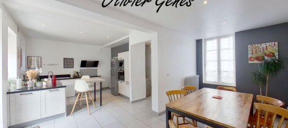 Casa de 4 dormitorios en Sille-le-Guillaume, France No. 315991 2