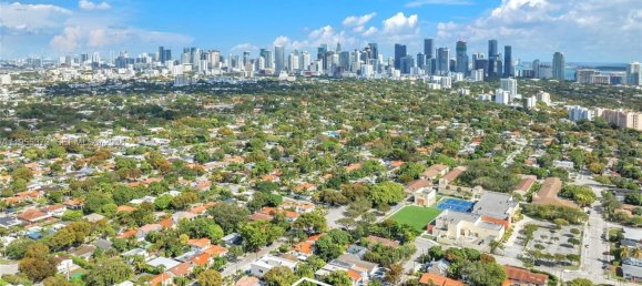 hotel en venta en Miami, Miami-Dade, Florida, USA № 615345 8