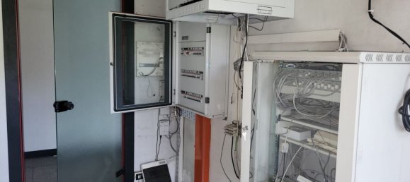 286m² Office in Rome, Italy No. 158918 3