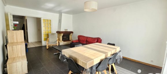 2 bedrooms Apartment in Combs-la-Ville, France No. 319462 4