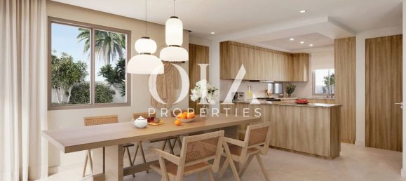 2 bedrooms Townhouse in Abu Dhabi, UAE No. 20573 4