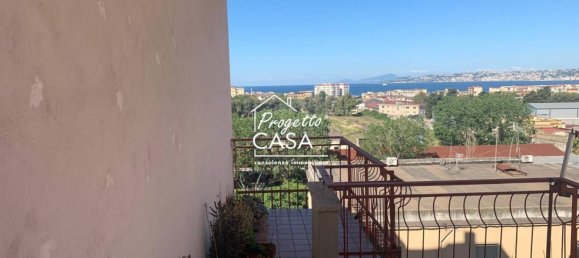 2 bedrooms Apartment in San Giorgio a Cremano, Italy No. 259144 3