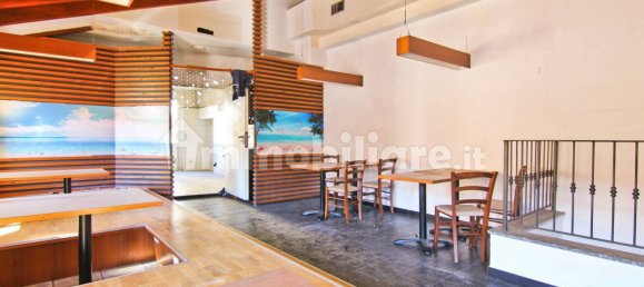 Коммерческая недвижимость с 4 комнатами в Барлассина, Италия № 6960 20